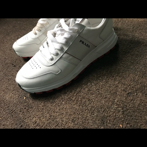 … - Picture 2 of 4